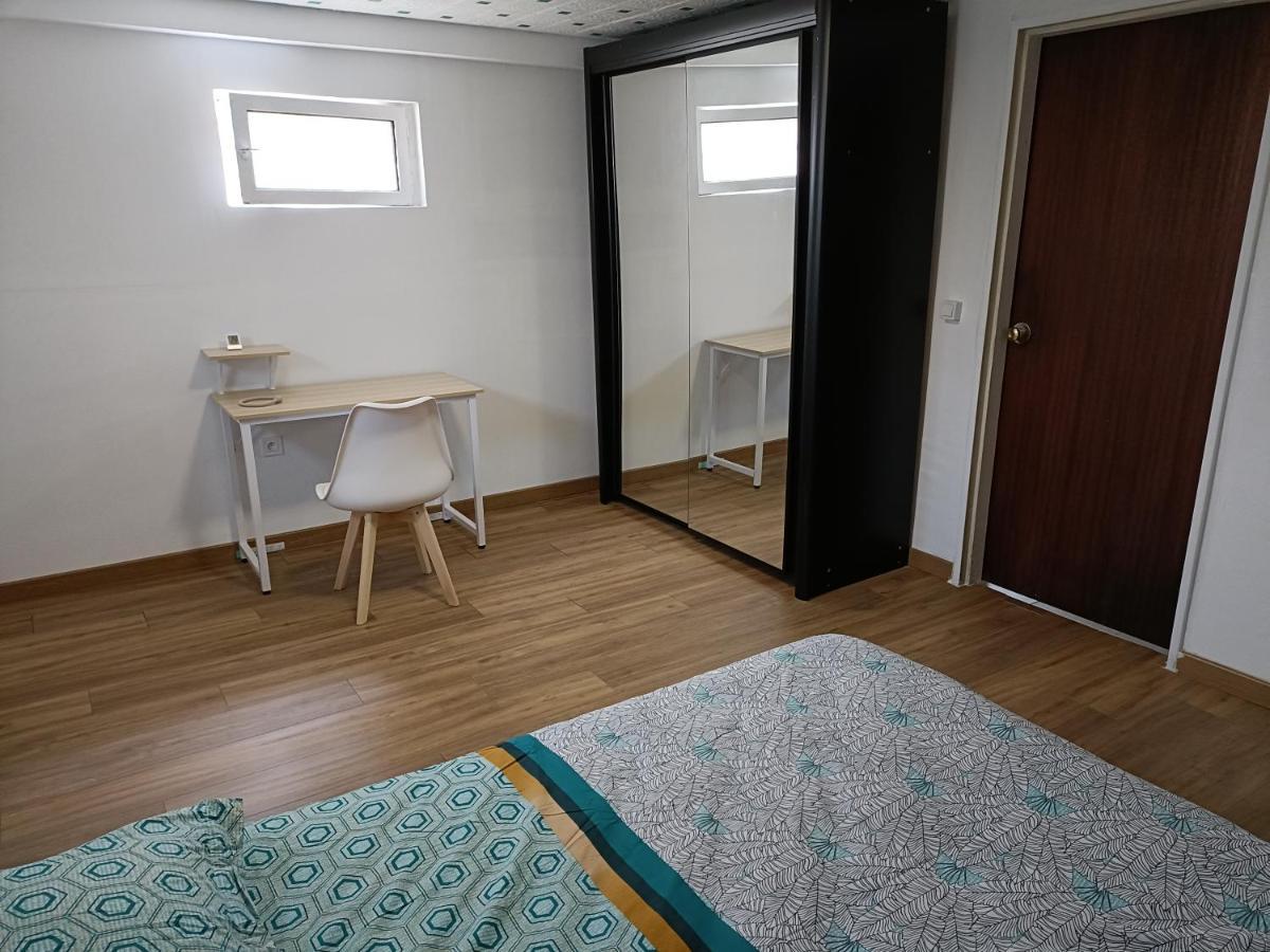 Ferienhaus Mettez Vous Au Pres Du Chateau De Vaux Le Vicomte En Sous Sol Semi Enterre *